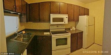2nd image of 9801 Brookridge Ct