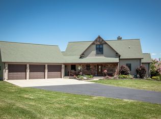 5907 Shero Rd, Hamburg, NY 14075