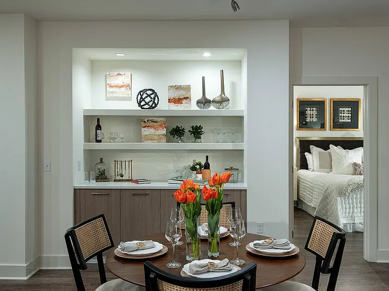 Apartment Dining