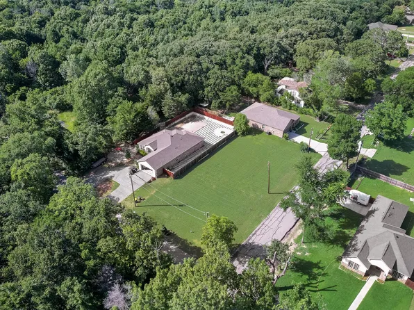 1202 Bowers Rd, Seagoville, TX 75159