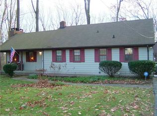 106 Tom Swamp Rd, Hamden, CT 06518