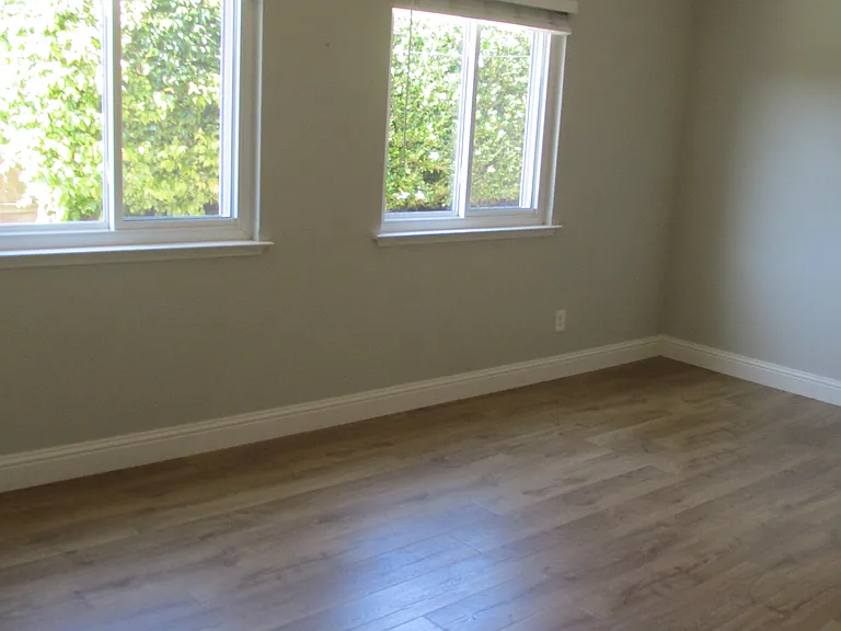 414 Woodbridge St — Photo 18