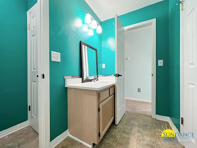 1059 Windmill Dr — Photo 16