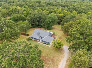 2404 Russell Ln, Mountain Home, AR 72653