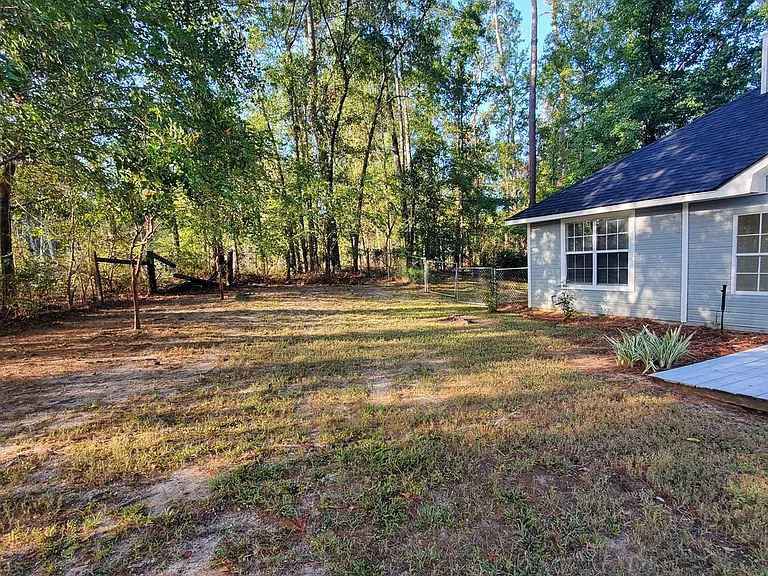 2403 Spring Valley Cir — Photo 13