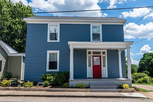 381 Main St Photo 1