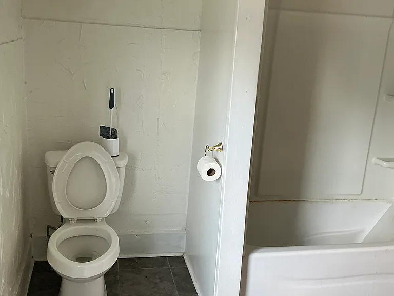 38 Richmond Ave — Photo 10