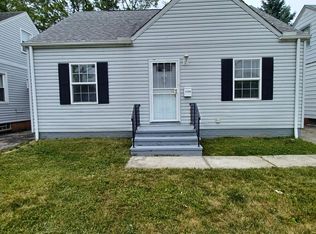 21008 Hansen Rd, Maple Heights, OH 44137