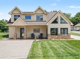 703 Lake Dr, Coldwater, MI 49036