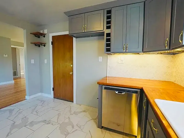 6712 N Ross Ave — Photo 5