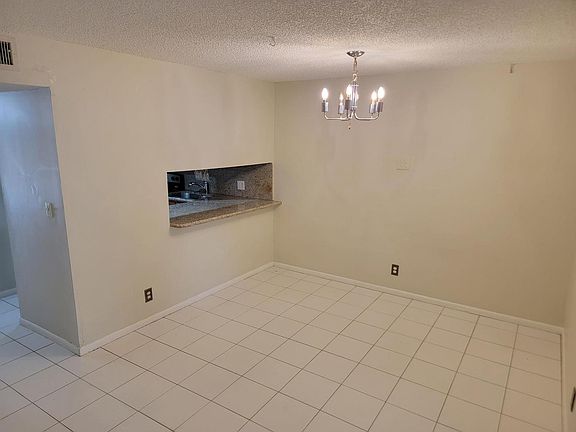 4th image of 791 SE 1st Way