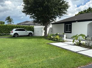 15534 SW 153rd St, Miami, FL 33187