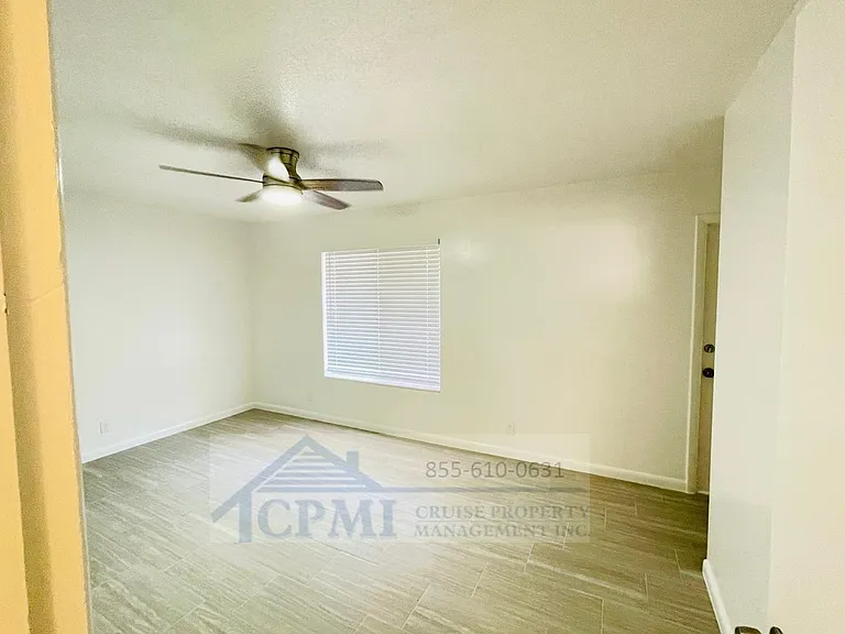 Ocean House - 360 Fiesta Ave Jupiter, FL 33469 — Photo 20