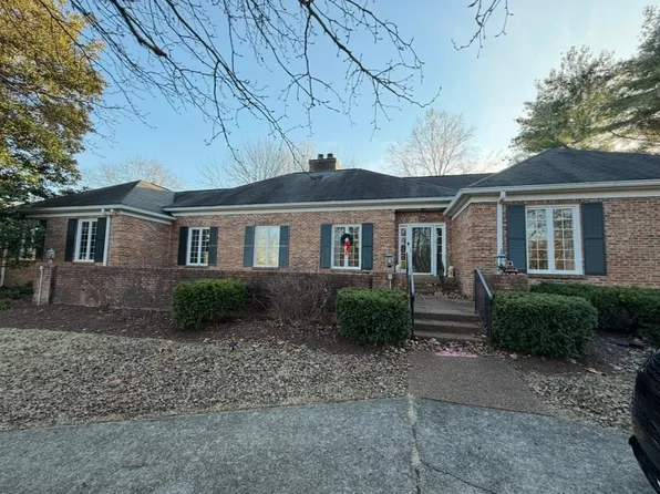 1113 Montpier Dr, Franklin, TN 37069