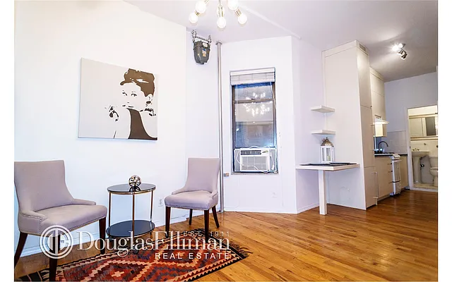 Rented by Douglas Elliman | media 25