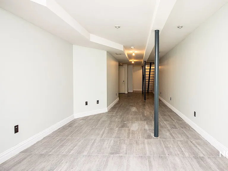 73 Jefferson St #1R — Photo 14