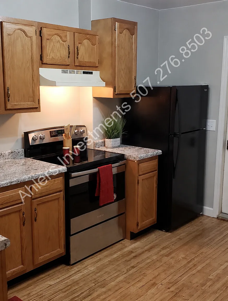 1 bed, 700 sqft, $850 — Photo 2