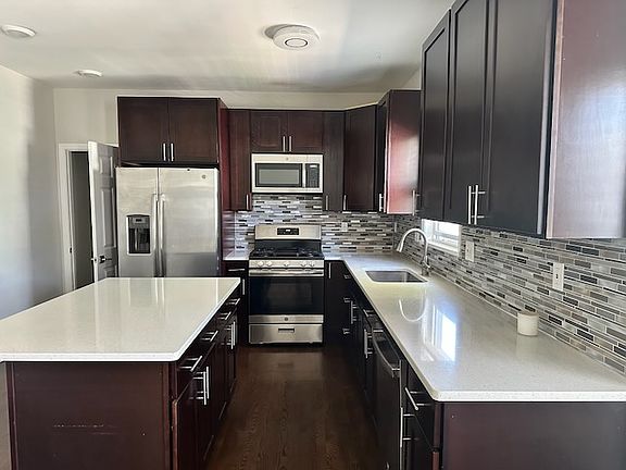 5th image of 14 Marshall St #2