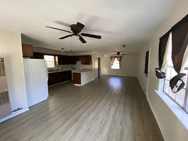 3209 Old Opelika Rd #B — Photo 2