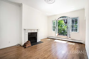 Rented by (Legacy) Elegran