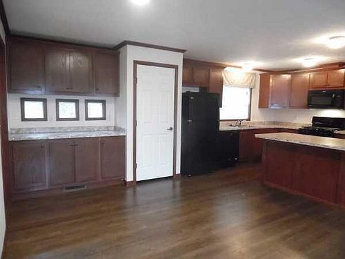 1st image of 13685 Clearwater Ln