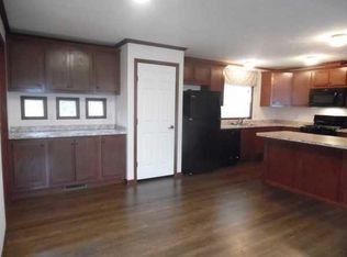 13685 Clearwater Ln, Grand Haven, MI 49417