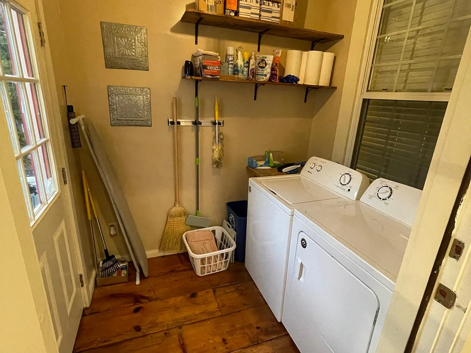 5 Elliot Pl — Photo 2