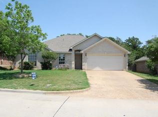 618 Everglade Dr, Mansfield, TX 76063