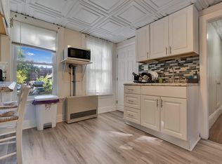 372 Park Ave #1, Portland, ME 04102