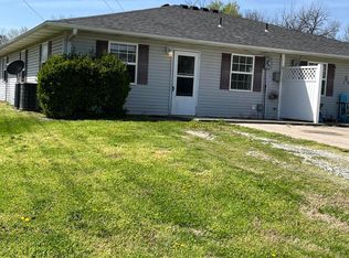 703 W Central Ave, Carthage, MO 64836