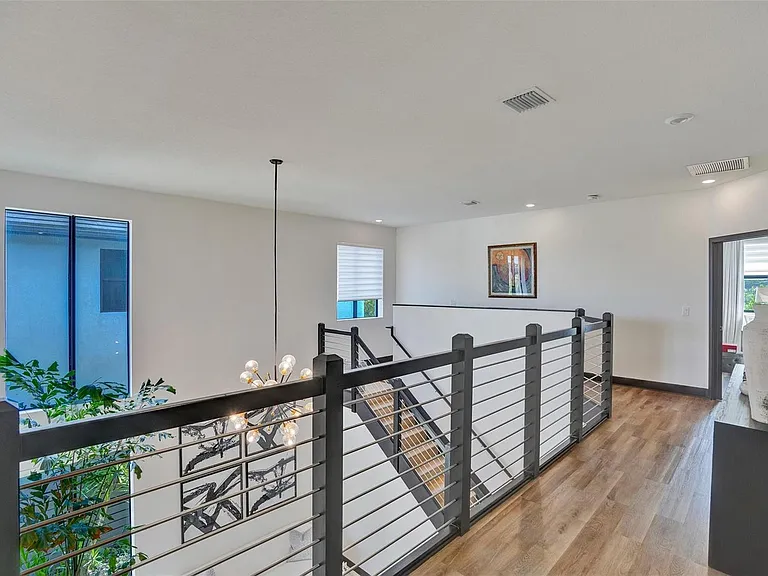 15501 NW 88th Ave — Photo 55