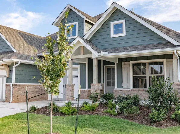 924 Damask Dr, Edmond, OK 73034