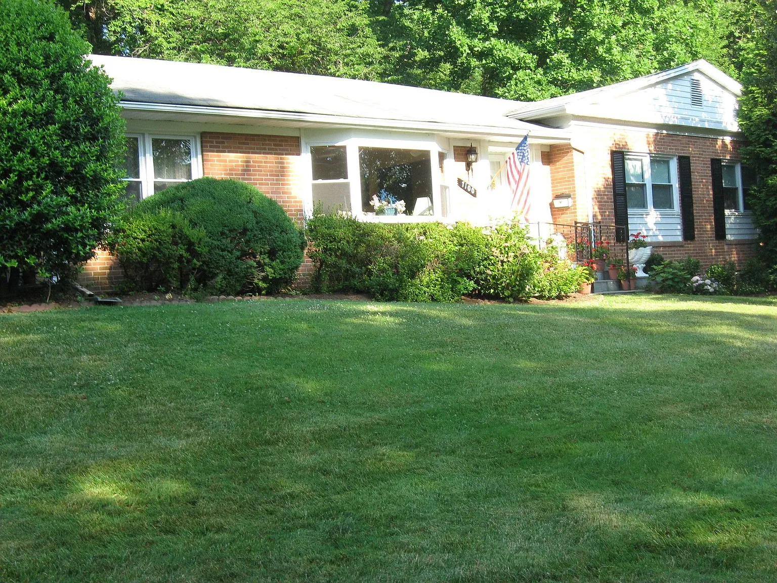 7100 Bridle Path Ln photo 1