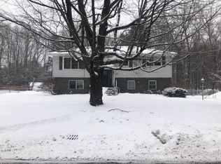 3030 Lone Pine Rd, Schenectady, NY 12303