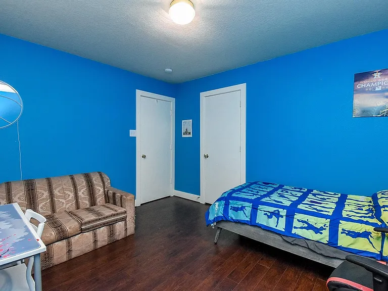 10735 Cobblecreek Way — Photo 23