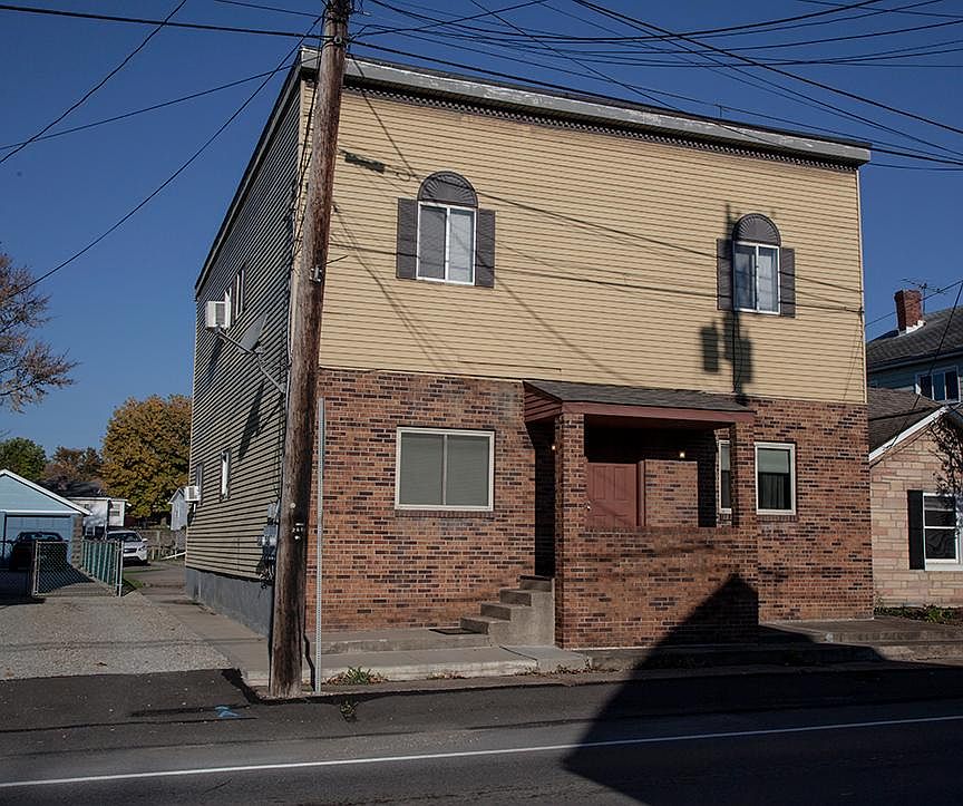 569 Pike St APT A, Meadow Lands, PA 15347 Zillow