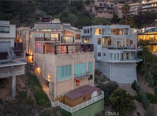 2189 Sunset Plaza Dr, Los Angeles, CA 90069