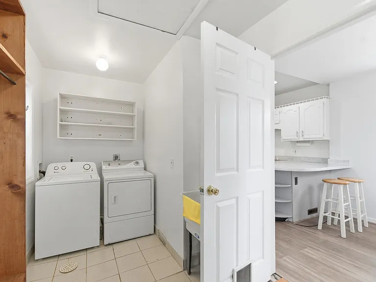 27033 Brush St — Photo 15