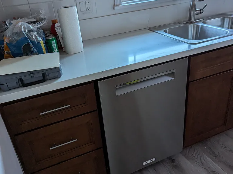 510 E Commonwealth Ave — Photo 7