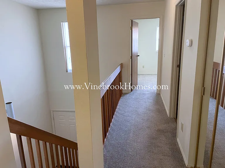 2467 Cross Village Dr — Photo 13