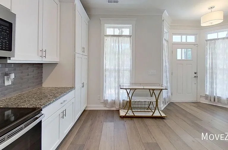 1512 Norris Ave — Photo 3