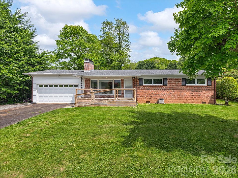 1st image of 125 Playground Ct