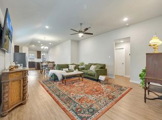 1185 Cavalry Junction Dr, Alvin, TX 77511