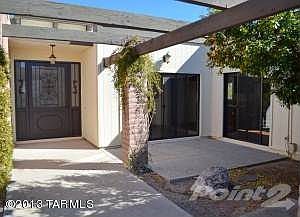 Front courtyard with view of front door