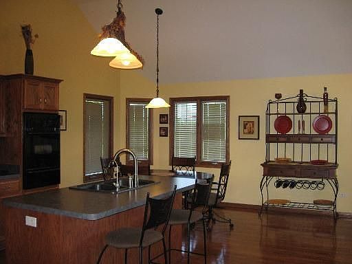 4th image of 9714 Prairie Creek Dr