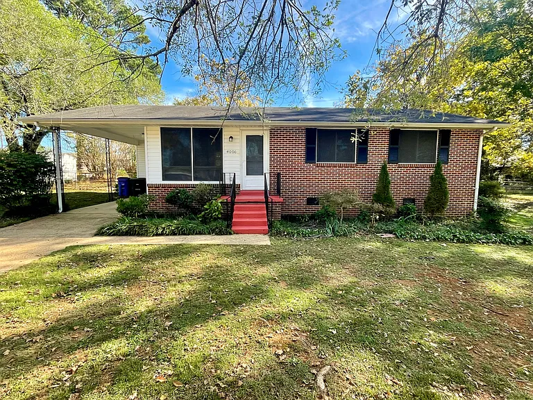 4006 Eastwood Dr — Photo 1