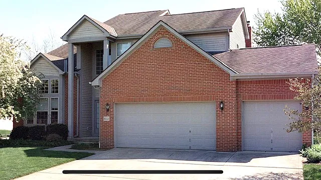 4 bed, 2.5 bath, 2350 sqft, $3,500 — Photo 2