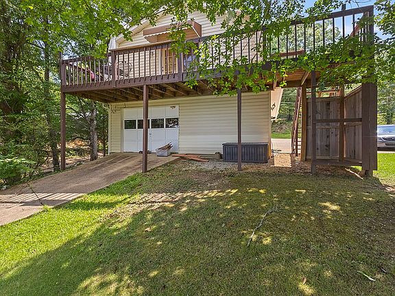 5th image of 310 Bridgeview Rd