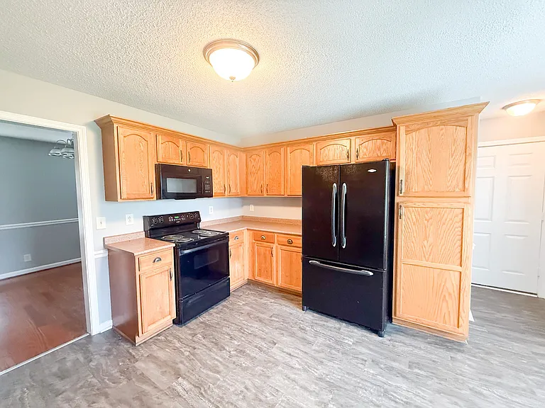 2604 Sugarhill Ct — Photo 5