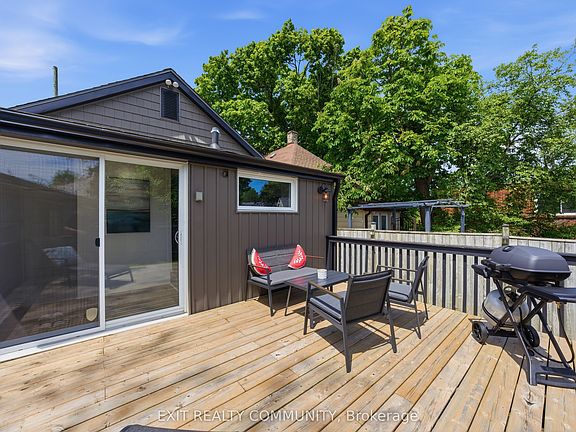 4th image of 20 Wharncliffe Rd S